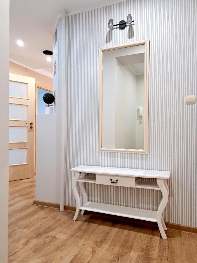Mokka Apartament Келце Екстериор снимка