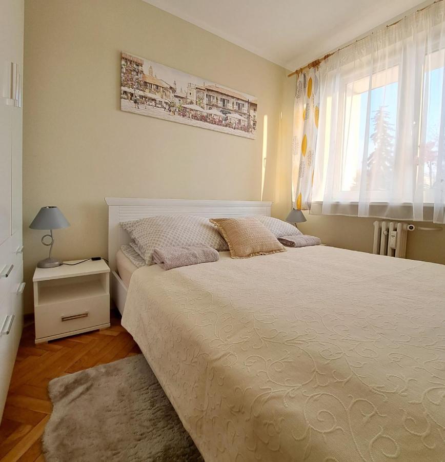 Mokka Apartament Келце Екстериор снимка