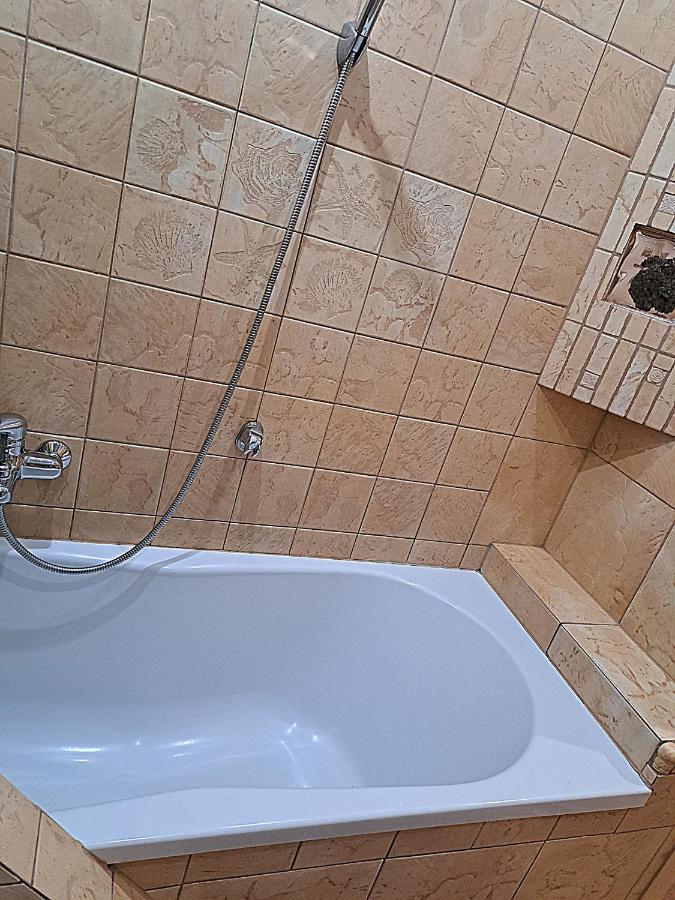 Mokka Apartament Келце Екстериор снимка